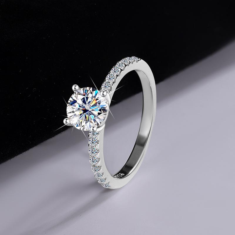 【#171】925 Sterling Silver Simple Four-Claw High-End Stylish Moissanite Ring