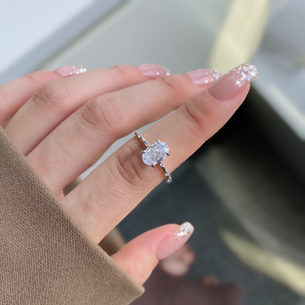 【T43】925 Sterling Silver Oval Shape CZ Light Luxury Ring